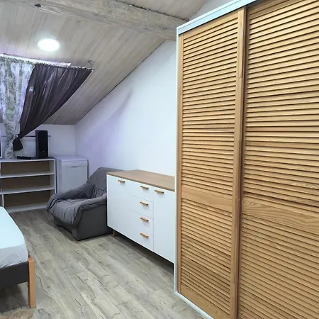 Apartment центр для друзів та сім