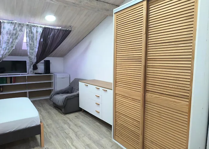 Apartment центр для друзів та сім